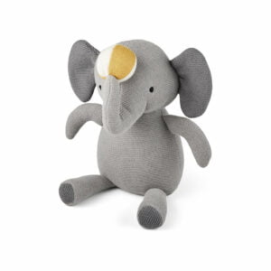 Fille éléphant tricoté